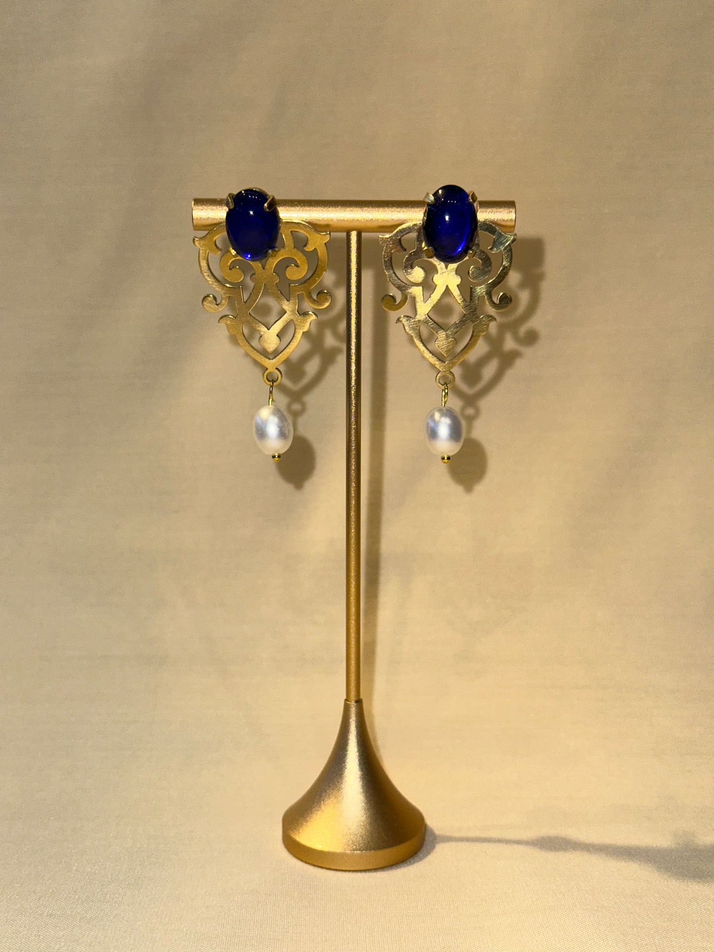 Afarid blue Earring