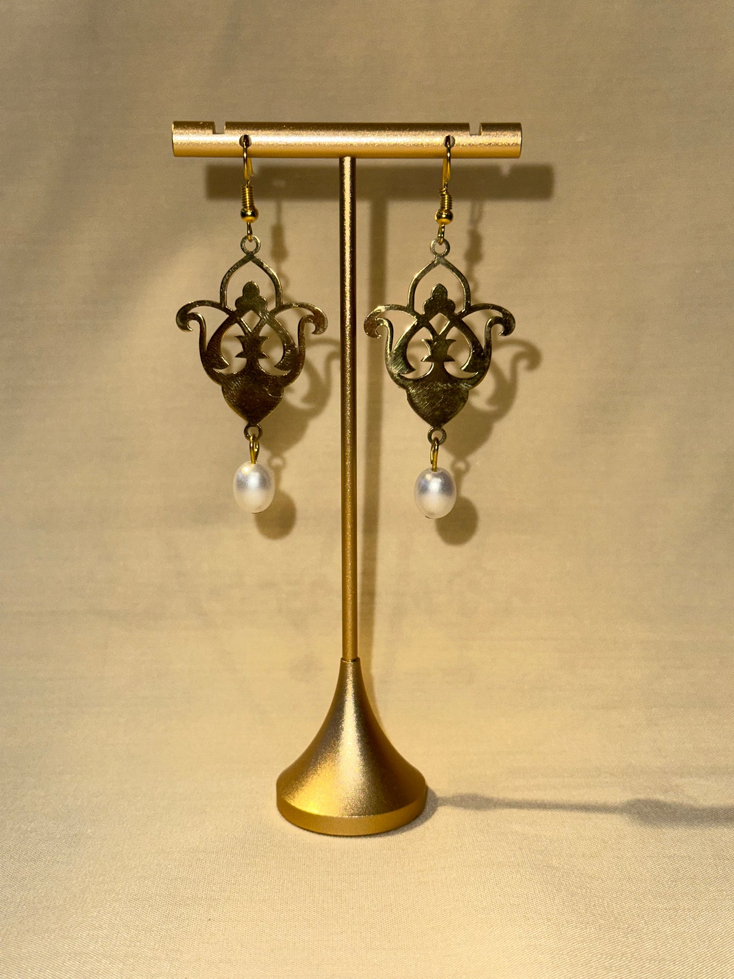Mana Earring