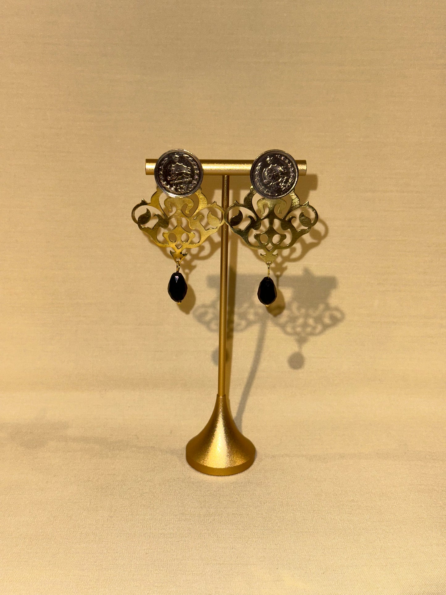 Anoohe Earring