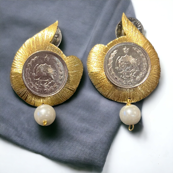 1335 Earing