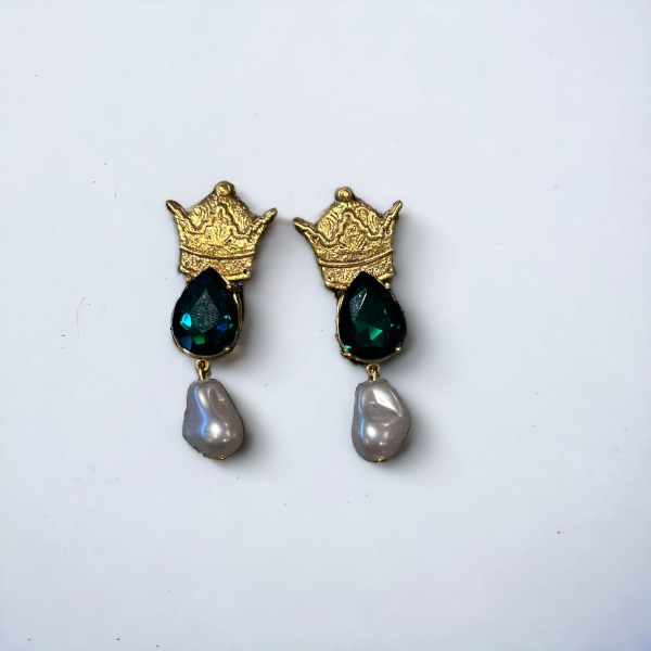 Taj & Barook Earing
