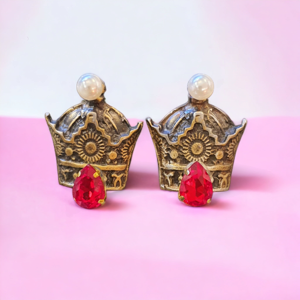 Taj Earing