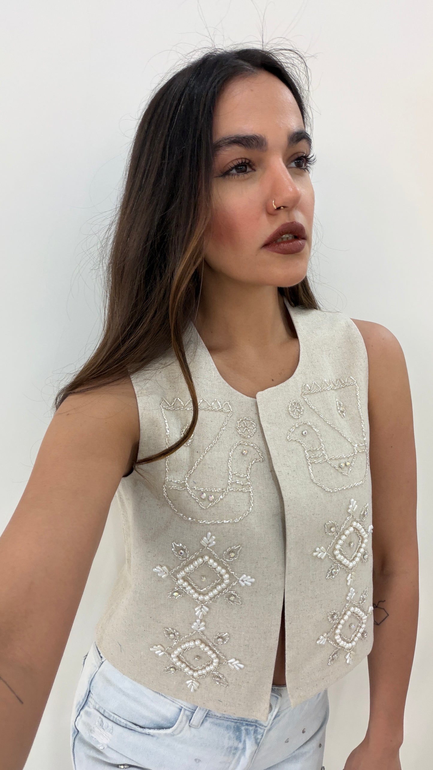 Morgh Amin Vest