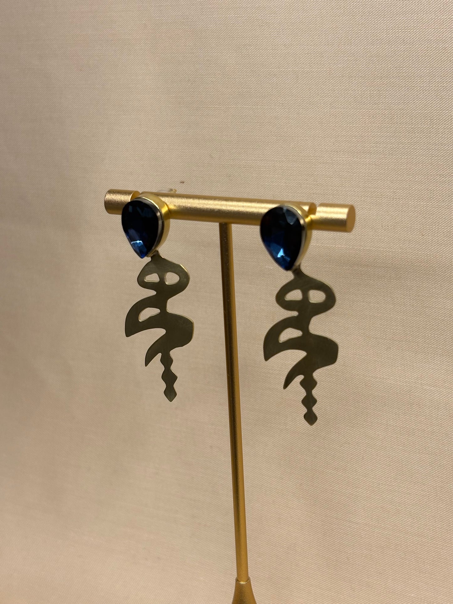Hich Earing
