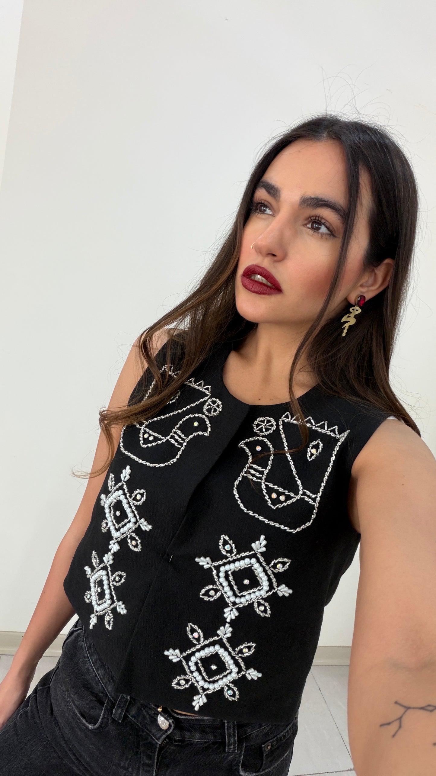 Morgh Amin Vest