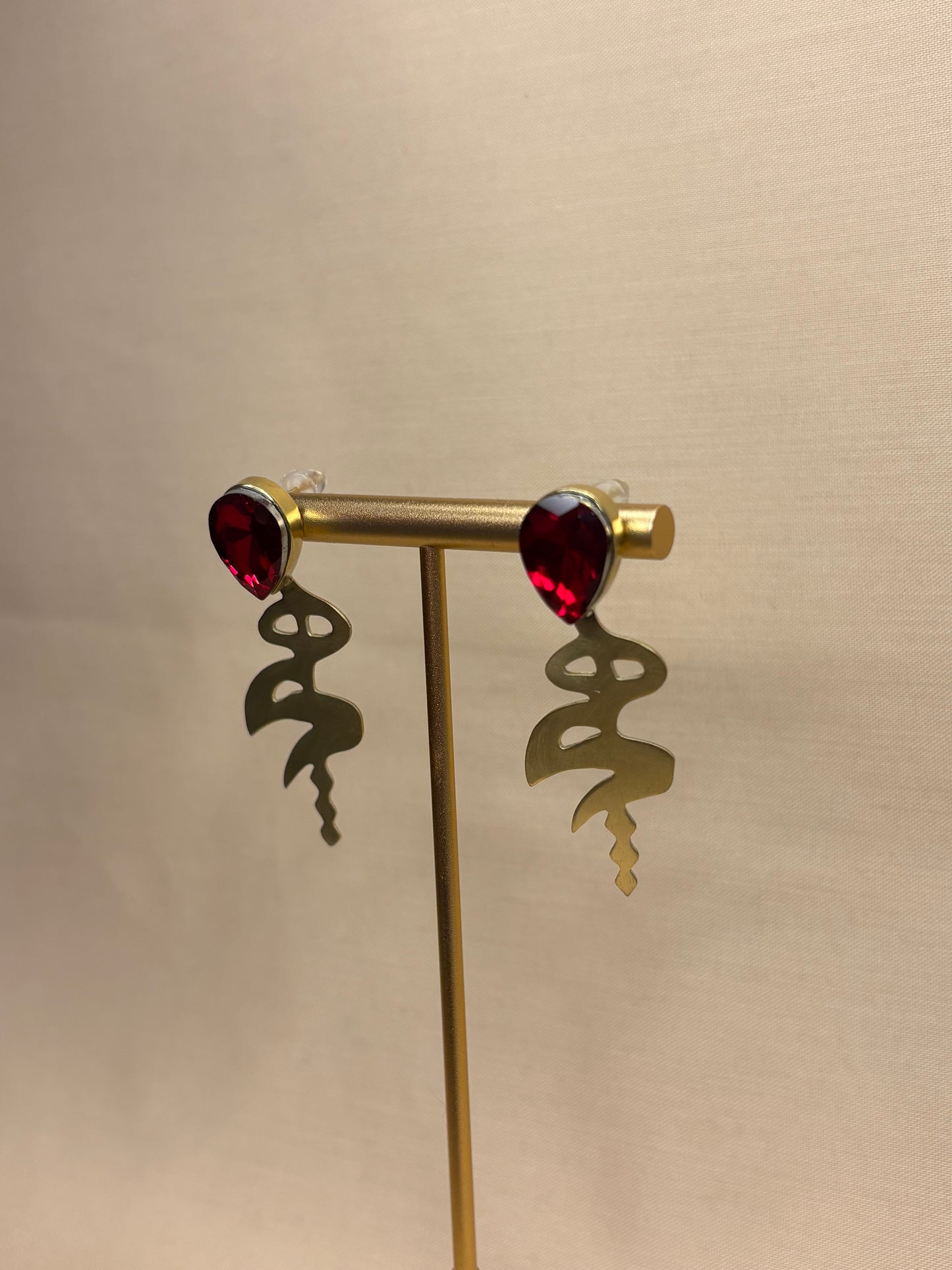 Hich Earing