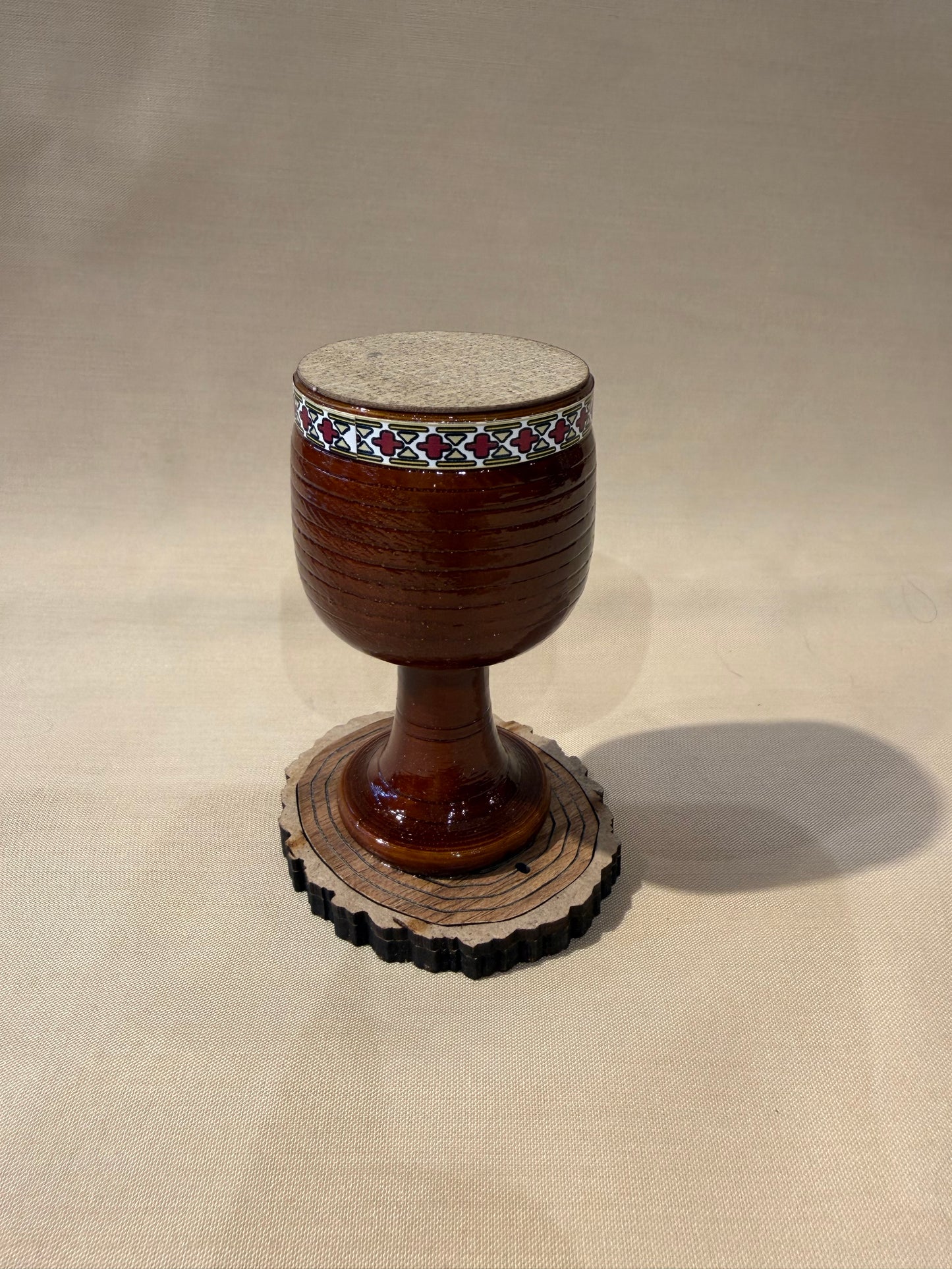 Decorative wooden tombak